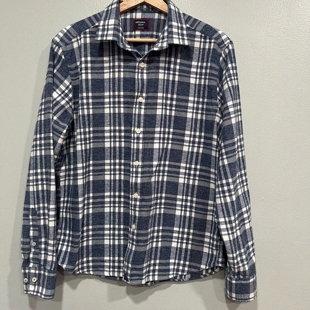UNTUCKit men flannel shirt size‎ M regular fit
